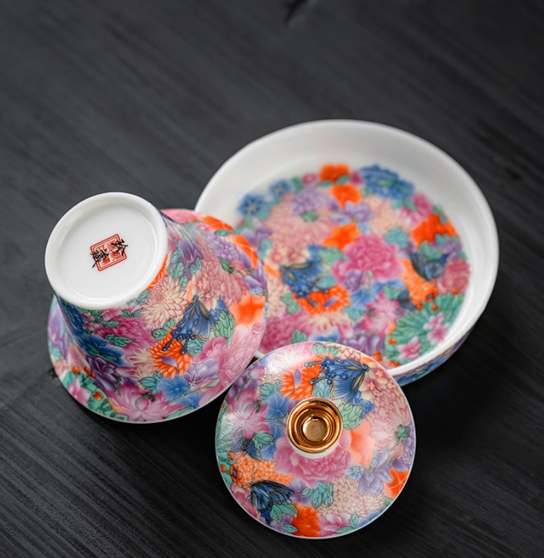 Enamel Painted Porcelain Gaiwan – Traditional Chinese Style, High Foot Design