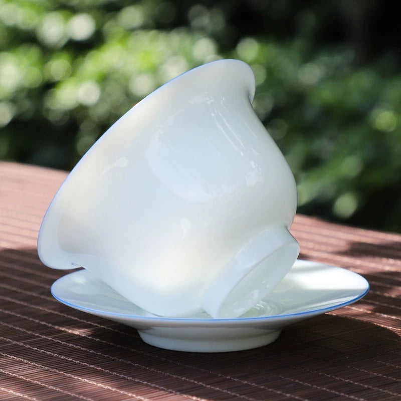 Chinese Sweet White Porcelain Gaiwan – Thin Body, Blue Line Decoration, 170ml