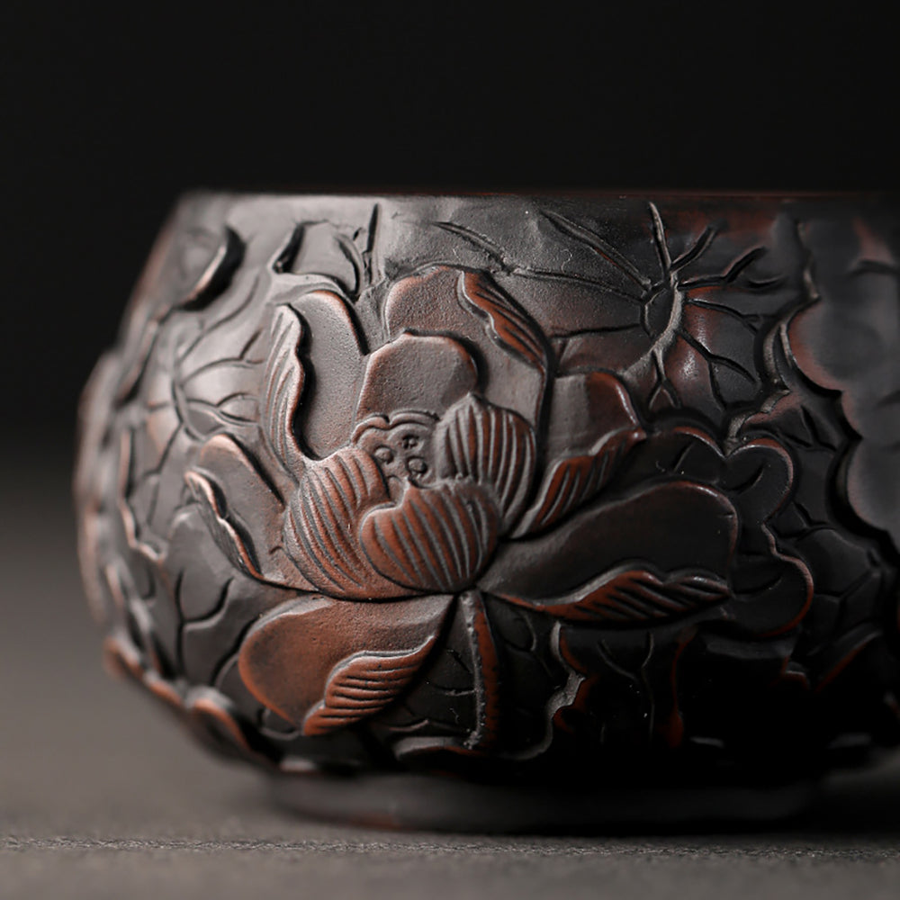 Black Pottery Relief Lotus Kung Fu Tea Cup