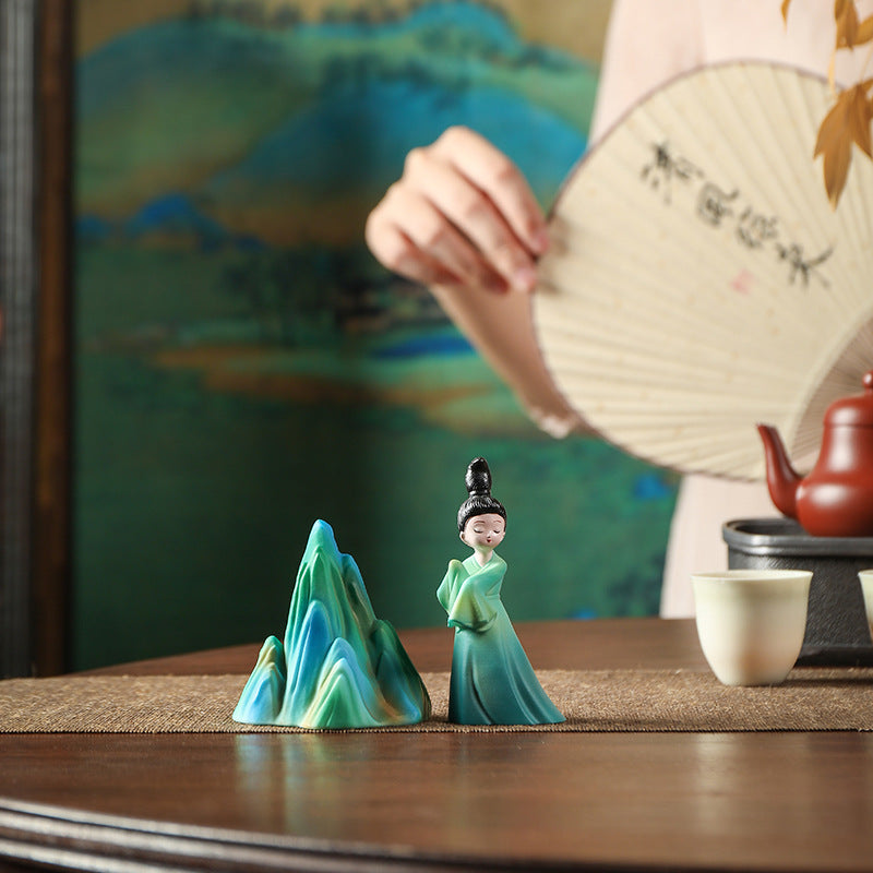 Color-Changing “Thousand Miles” Tea Pet – Resin Figurine with Heat-Activated Effect